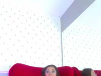Hi im Alice, i like dance, play soccer, go our and be happy! come with me share all your desires!