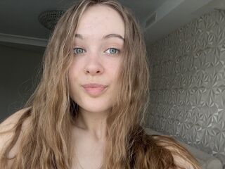 Kinky webcam AlbertaClem