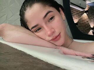 nude webcam girl CamilaMalkovich