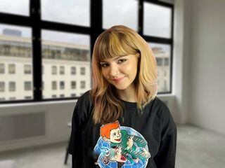naked webcamgirl GemmaCavell