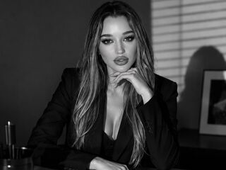 kinky video chat performer HanaRoss