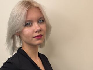 closeup webcam LindsayMcirvin