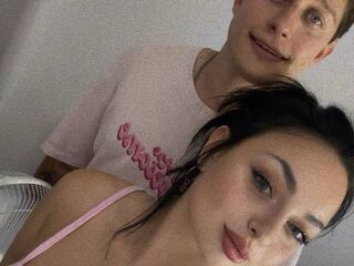 online chatroom CoraAndOwen