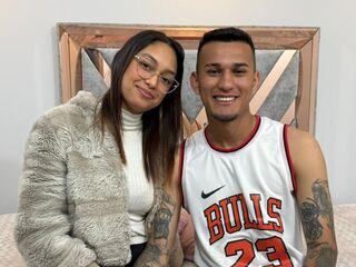 chat room photo HannaLucas