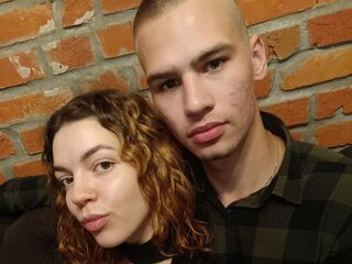 hot live cam couple fucking MaxAndEva