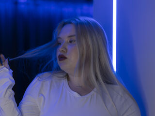 golden shower cam CaseyRobbins