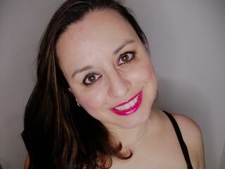 camwhore fingering pussy AdelaAlbaNatural