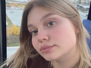 naughty cam AdeleBaile