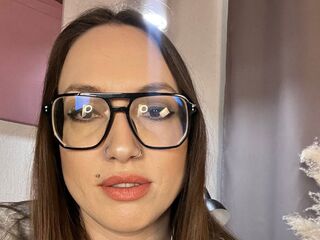 fingering webcam girl AleciaWood