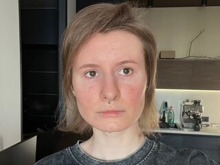 fingering webcamgirl picture AlessandraMillis