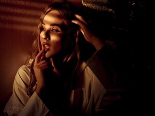 naked camgirl masturbating with dildo AlexandraBallish