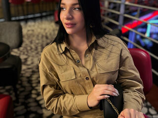 free webcam chatroom AliceLeighan