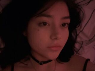 girl topless AlisaGlow