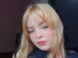 naughty cam girl AlissonGrey