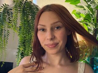 beautiful girl cam AmandaLohan