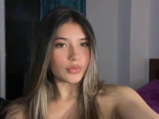 camgirl fingering wet pussy AmberDimond