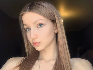 hot camwhore AmityGillingham