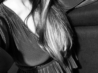 free webcam chat AndraRose