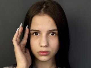 live chat room AnnetPintonin