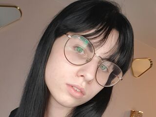 webcam babe chat room BarbTrombly