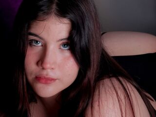 adult webcam chatroom BiancaField