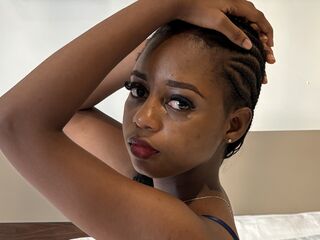 camgirl playing with sextoy BrianaHadid