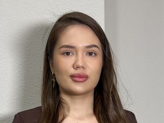 webcam bitch chatroom CammieLosecco