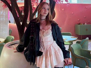 chatroom cam CandiFerretti