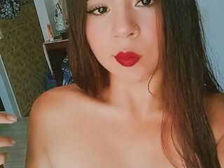 webcam strip tease show CarlaCloe