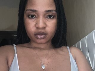 camgirl playing with sex toy CarolineJames