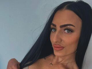 beautiful webcamgirl CassyRoss
