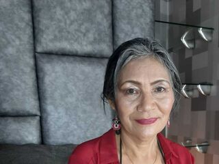 naked cam girl masturbating with dildo CelesteWonder