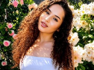 live cam girl CharisFernette