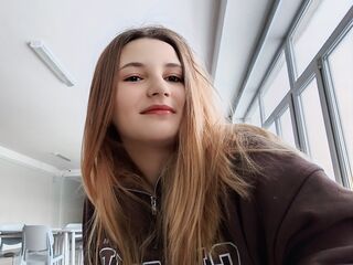 cam girl chatroom ChiekoNogueira