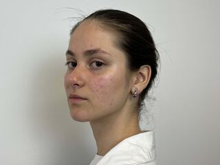 naked cam girl masturbating with dildo ChrisYurchak