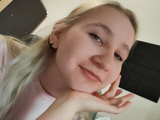 cam girl spreading pussy ChristiaRetterat