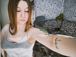 live chat ClaraWeston