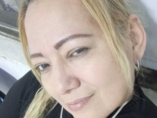 adult cam chat ClauWatson