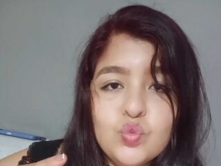 naked camgirl picture DahliaLee