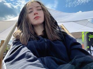 camslut masturbating DelorisAhaus