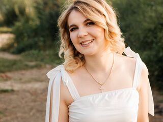 webcamgirl livesex DemetriceAkpan