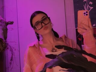 naked camgirl DestinyTrevey
