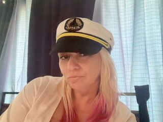 free webcam picture DjLilPuffster