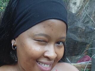 naughty cam girl masturbating with dildo DoraPhillips