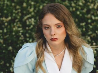 camwhore masturbating DrusillaPettet