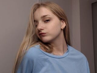 camgirl playing with dildo EdinaBurtt