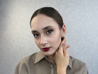 hot girl EditAskins