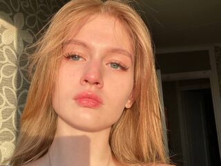 camgirl EleanorPattinson
