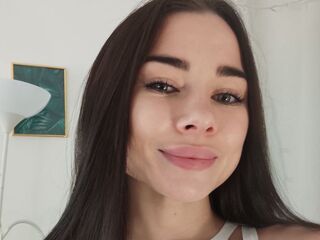 cam whore EliraVoss