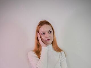 camwhore masturbating with vibrator EllanManiace